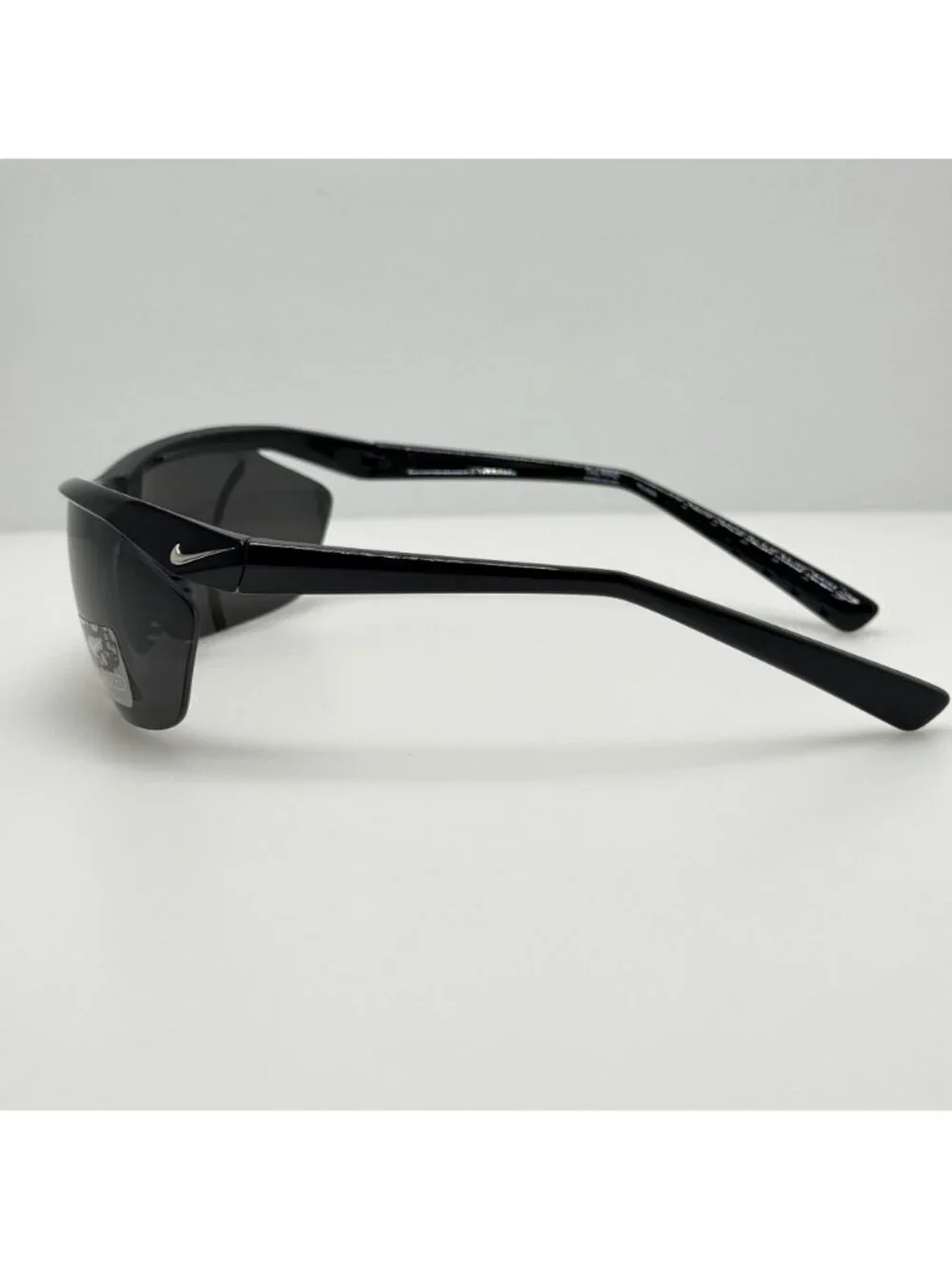 Nike Sunglasses EV0752 065 303 Black Polarized 71-11-125 W/ Box